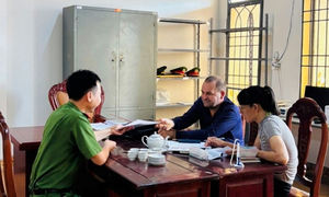 Chủ nhà trọ, khách sạn có người nước ngoài tạm trú qua đêm cần nắm rõ quy định mới này
