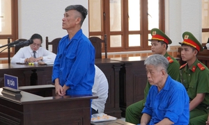 Cựu Giám đốc Sở Giáo dục và Đào tạo Bình Thuận lĩnh án 15 năm tù do nhận hối lộ