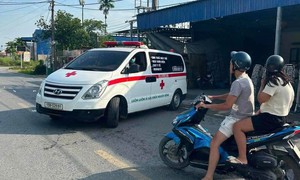 Truy tìm nghi phạm sát hại một phụ nữ trước cửa khách sạn trong đêm