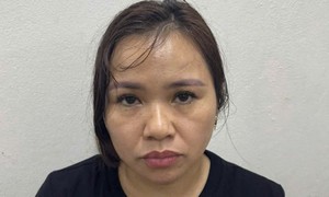 Phát hiện Trần Thị Ban dùng heroin trả lương cho 4 công nhân ở Hà Nội