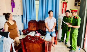 Chồng nhận cá độ, vợ ghi lô đề mùa World Cup