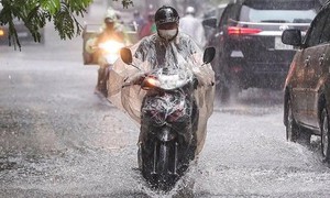 Mưa lớn kéo dài, miền Bắc xuất hiện hàng trăm điểm có nguy cơ sạt lở
