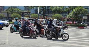 Trưa nay Hà Nội nóng nhất cả nước