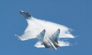 Tiêm kích Gripen Thụy Điển có thể đảo chiều cuộc đấu trên không với Su-35 Nga?
