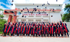46/47 học sinh một lớp đỗ ngành y, dược: Phó Hiệu trưởng Nguyễn Khuyến nói gì về cách học của trường?
