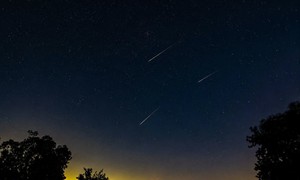 Mưa sao băng Perseids tiếp tục thắp sáng bầu trời đêm trong những ngày tới