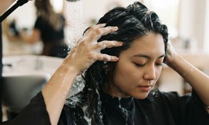 Thường xuyên đổi dầu gội có gây rụng tóc?