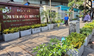 Xây dựng nếp sống văn minh, môi trường sáng-xanh-sạch-đẹp tại bệnh viện