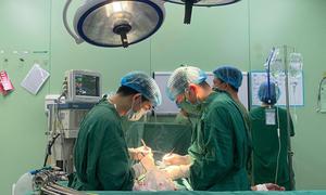 Người đàn ông hai lần thủng ruột vì cùng một nguyên nhân