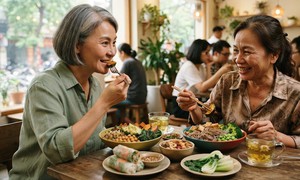 Người trên 50 tuổi ăn chay cần chú ý gì?