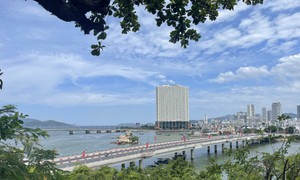 Miền Trung bước vào đợt nắng nóng gay gắt dài ngày