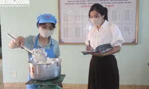 Hải Phòng sẽ dừng hợp đồng với cơ sở nấu ăn trường học không bảo đảm ATTP
