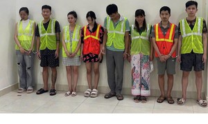 Người phụ nữ 36 tuổi cầm đầu đường dây ma túy núp bóng thuốc lá điện tử