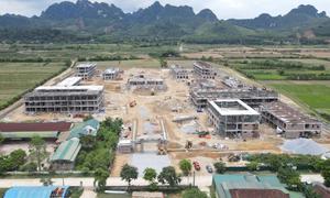 Đếm ngược tiến độ hoàn thành trường nội trú nơi vùng biên