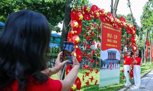 Phố Kim Mã thành điểm check-in rực rỡ dịp Quốc khánh
