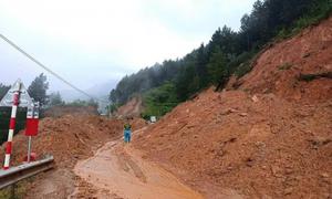 Danh sách các điểm có nguy cơ ngập úng, sạt lở do mưa lớn chiều tối và đêm nay ở 7 tỉnh, thành