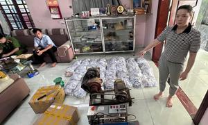 Phát hiện vụ 'Thuốc Đông y gia truyền' rởm: Nghiền paracetamol trộn lẫn thảo dược