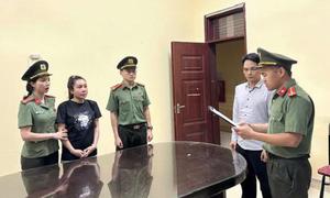 2 năm thay tên đổi dạng, nữ nghi phạm vừa về Việt Nam đã sa lưới công an