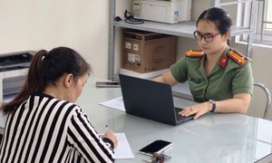 Công an làm việc với người phụ nữ bình luận kỳ thị, chia rẽ vùng miền trên Facebook