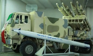 Mỹ phá bệ phóng Iran dùng để phong tỏa eo biển Hormuz