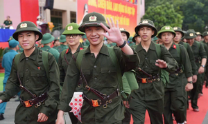 Bao nhiêu tuổi không còn phải thực hiện nghĩa vụ quân sự?