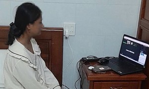 Nữ sinh viên công nghệ bị ‘bắt cóc online’, dọa đưa sang Campuchia