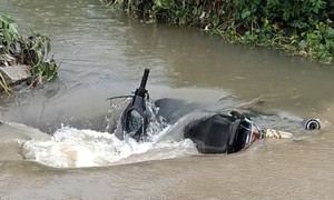 Nam sinh tử vong sau khi rơi xuống cống: Trách nhiệm thuộc về ai?