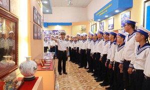 Từ đất liền đến đảo xa, Vùng 4 Hải quân sôi nổi mừng Quốc khánh 2/9