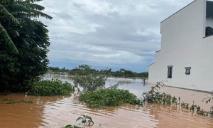 Sáng nay Đà Nẵng và Huế hứng lượng mưa rất lớn