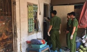 Phát hiện một người chết bất thường tại nhà ở Vĩnh Long, trên cổ có vết thương nghi bị giết