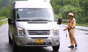 Không dừng xe vẫn 'bắt' được vi phạm tốc độ trên tuyến Hòa Lạc - Hòa Bình