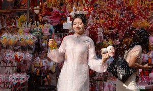 Phố Hàng Mã trước ngày Trung thu