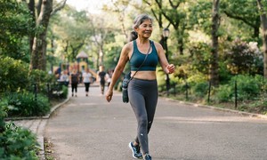 Sau tuổi 60, vì sao đi bộ mỗi ngày mà cơ bắp vẫn nhẽo?