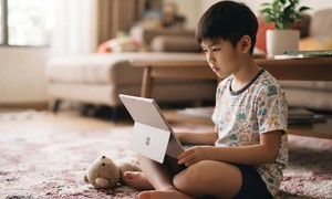5 cách giúp trẻ giảm thời gian dùng điện thoại, máy tính bảng