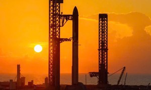 Tên lửa Starship đứng trước chuyến bay có thể định hình lại ngành vũ trụ