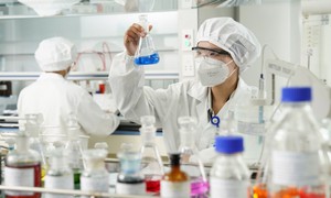 Công nghiệp hóa dược: Từng bước làm chủ nguồn nguyên liệu cho sản xuất thuốc