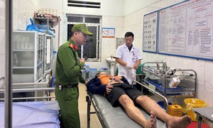 Sau tai nạn, nam thanh niên rơi xuống vực sâu 20m