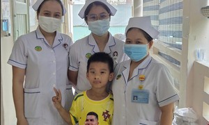 Co giật, sốt kéo dài, bé trai 7 tuổi bất ngờ phát hiện bị viêm não