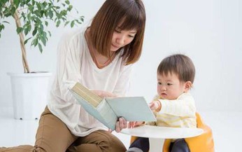 [Hỏi đ&#225;p] Trẻ chậm n&#243;i liệu c&#243; mắc tự kỷ?
