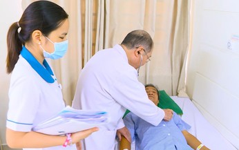 Phẫu thuật thành công khối u tuyến thượng thận
