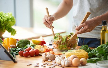 Chế độ ăn cho người bệnh huyết khối tĩnh mạch sâu