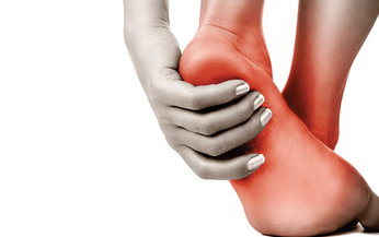 Những bệnh lý bàn chân liên quan đến giày dép và cách khắc phục