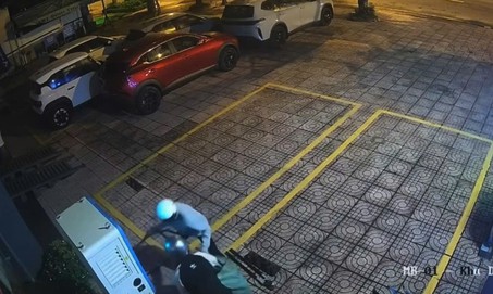 Táo tợn cắt trộm dây sạc VinFast tại hai trạm, nhóm đối tượng nhí sa lưới