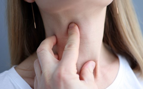 Các dấu hiệu sớm của ung thư tuyến giáp cần biết