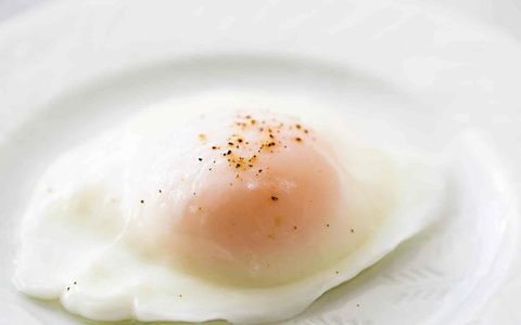 Chế độ ăn trứng luộc hàng ngày có tác dụng gì?