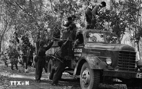 r365-70 hôm sau đánh 84-01 - đánh dồn tay ăn uống Chắn chắn 88vn Bí quyết chiến thắng cuộc lô đề dựa bên trên nghiên cứu giúp số liệu cũng như chiến lược sang trọng