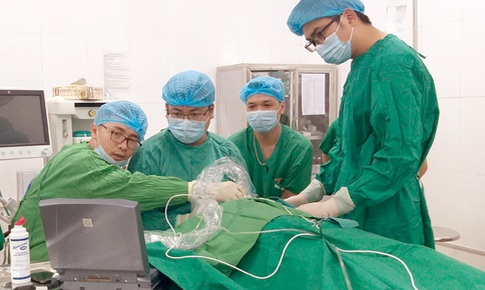 Bệnh viện Nội tiết Nghệ An: Đơn vị ti&#234;n phong điều trị nội soi u ph&#236; tuyến tiền liệt bằng dao lưỡng cực