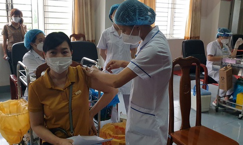 Bắc Giang qua 1 th&#225;ng kh&#244;ng ph&#225;t sinh ca cộng đồng, 32,41% d&#226;n số đ&#227; ti&#234;m vaccine ph&#242;ng COVID-19