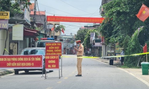 Nam Định ghi nhận th&#234;m 7 ca bệnh ngo&#224;i cộng đồng, nhiều học sinh phải nghỉ học