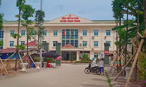 Thanh H&#243;a l&#234;n phương &#225;n thu dung, điều trị bệnh nh&#226;n COVID-19 tại c&#225;c bệnh viện tuyến huyện